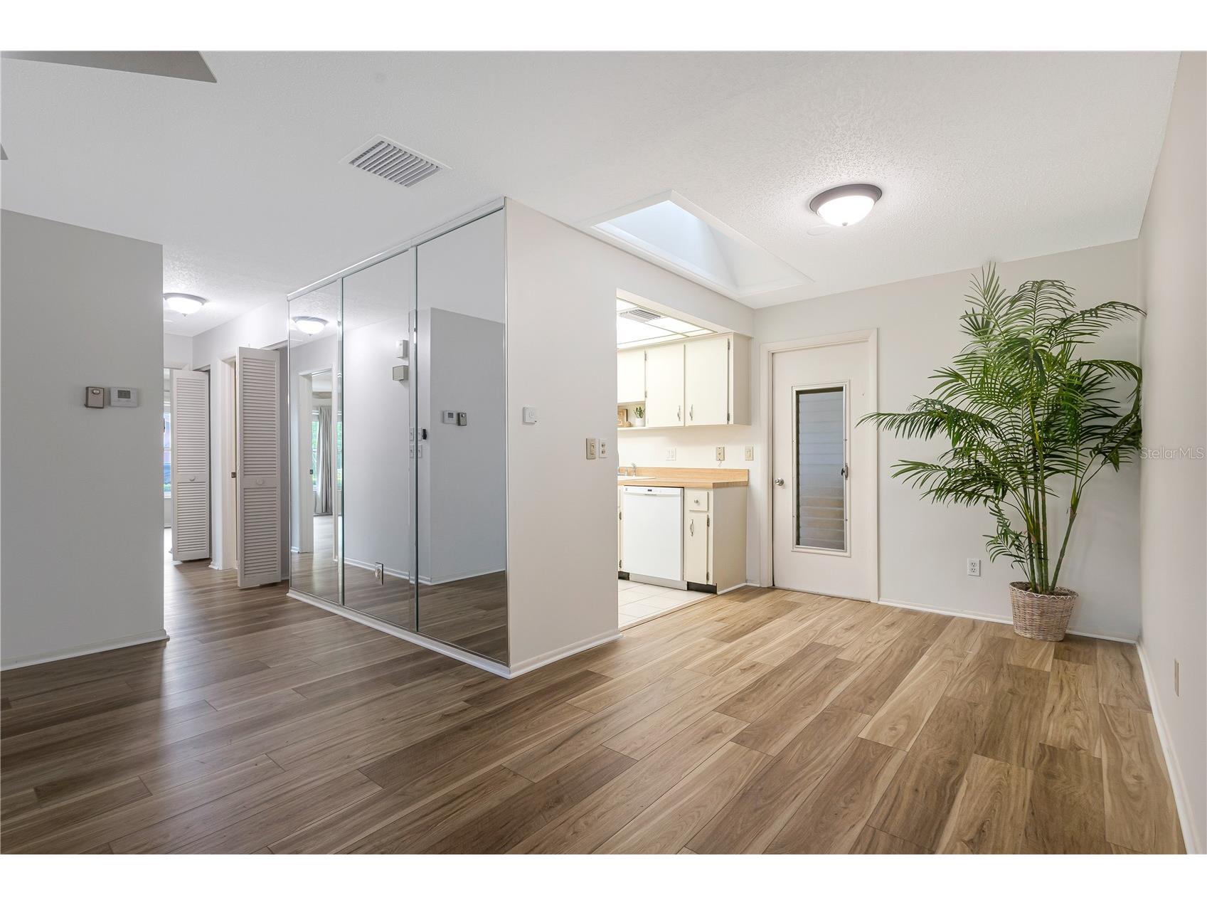 2261 Shelly Drive #D Palm Harbor FL 34684 TB8503311 image16