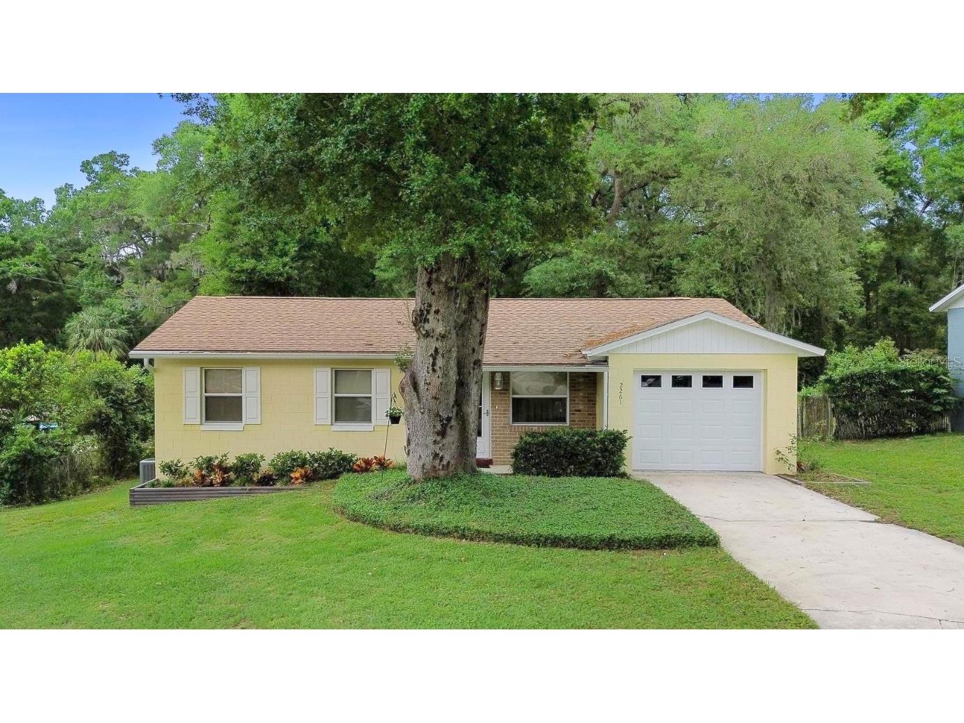 2261 Spring Hollow Drive Orange City FL 32763 V4935533 image1