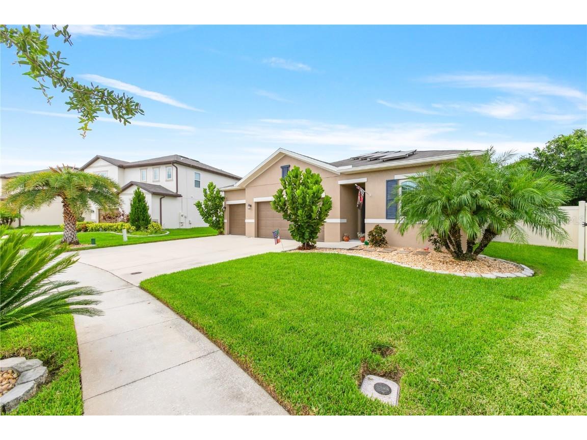 2261 Wadeview Loop Saint Cloud FL 34769 O6229059 image1