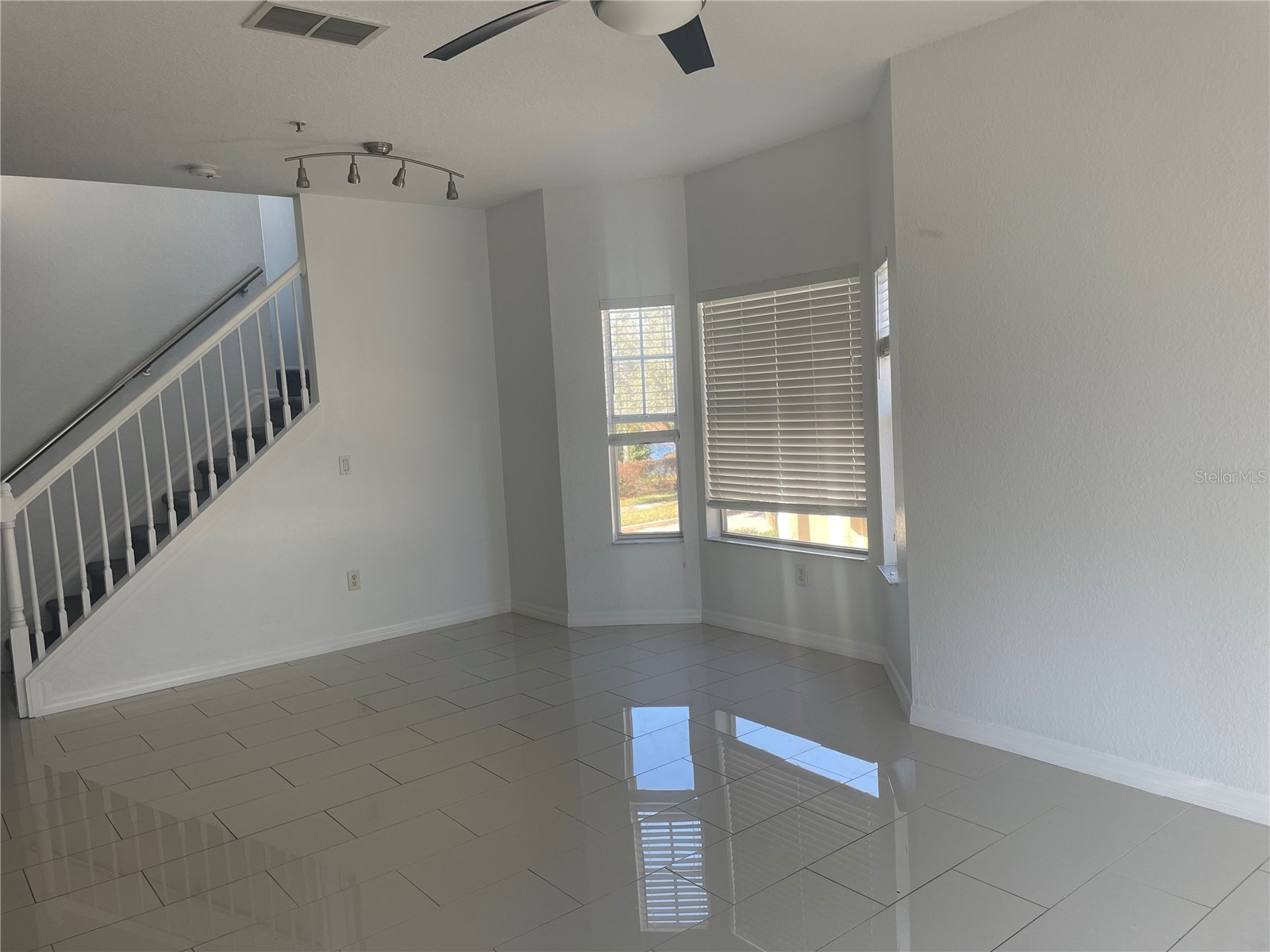 2262 Grand Central Parkway #3 Orlando FL 32839 S5149663 image2