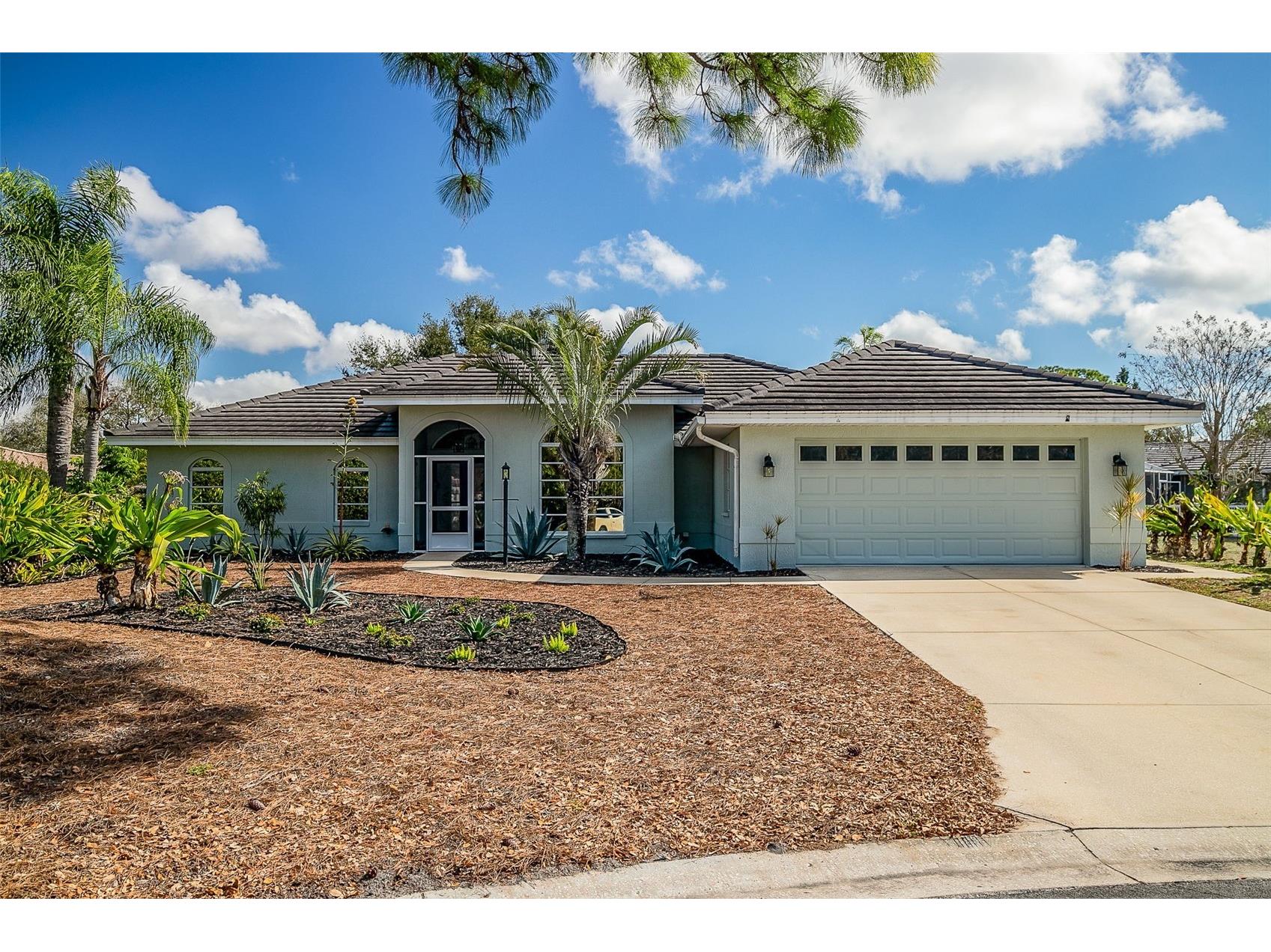 2262 Lakewood Lane Nokomis FL 34275 A4683979 image1