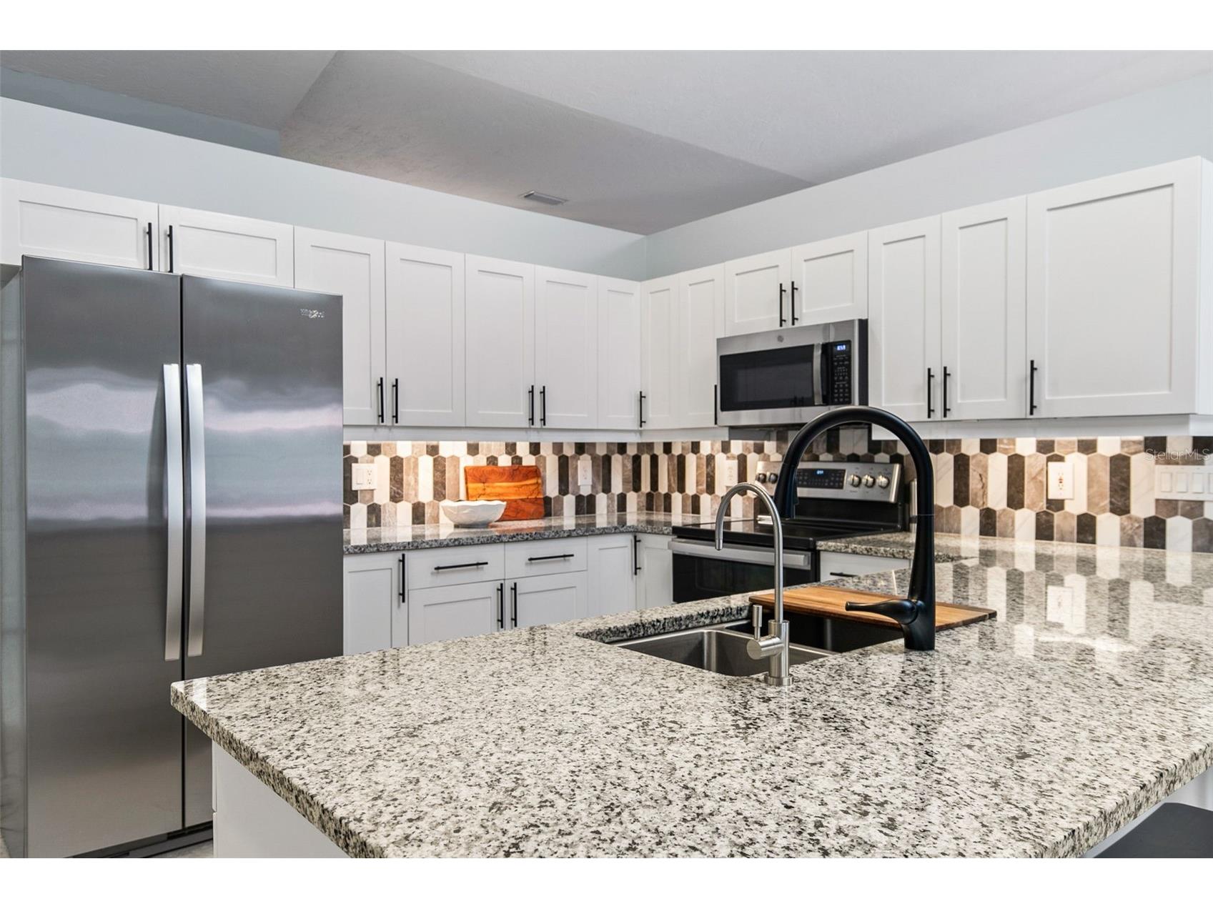 2262 Lakewood Lane Nokomis FL 34275 A4683979 image8
