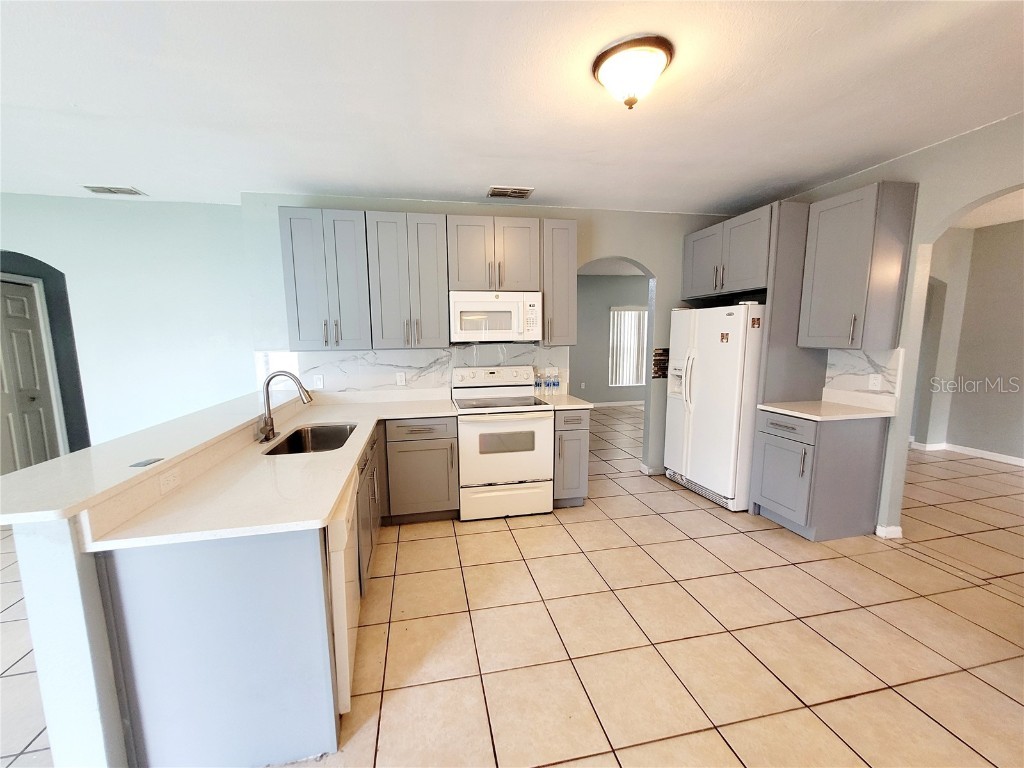 2262 Pecos Court Kissimmee FL 34759 OM710196 image10