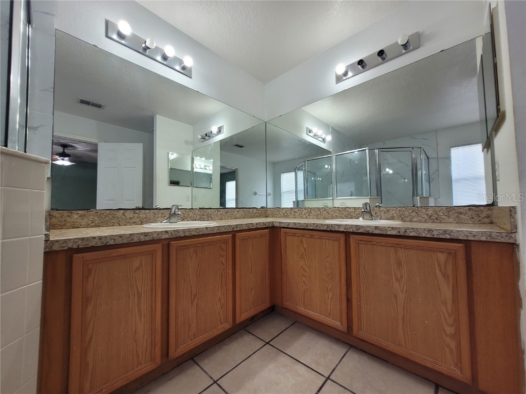 2262 Pecos Court Kissimmee FL 34759 OM710196 image21