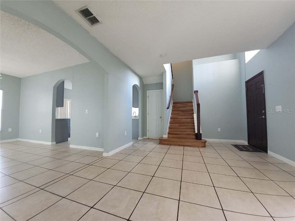 2262 Pecos Court Kissimmee FL 34759 OM710196 image5