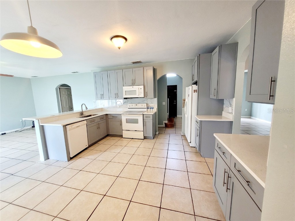 2262 Pecos Court Kissimmee FL 34759 OM710196 image9