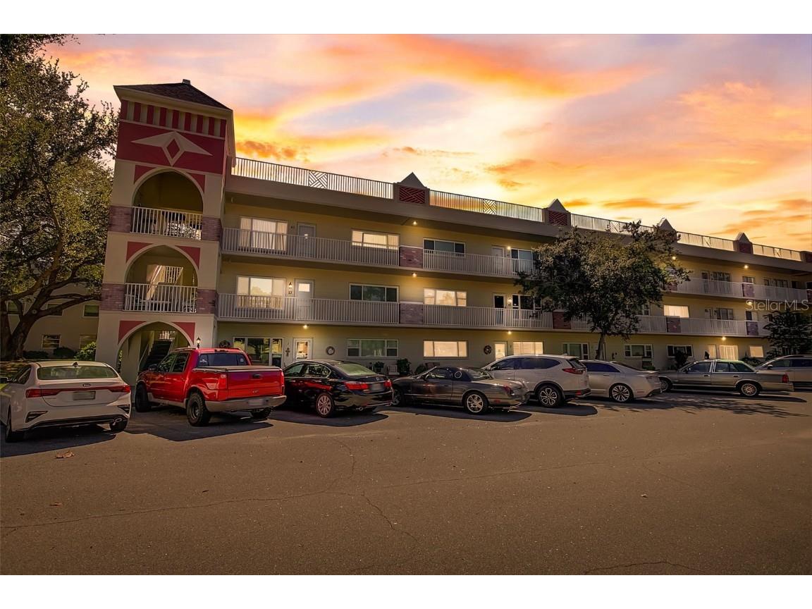 2263 Americus Boulevard E #25 Clearwater FL 33763 U8219453 image1