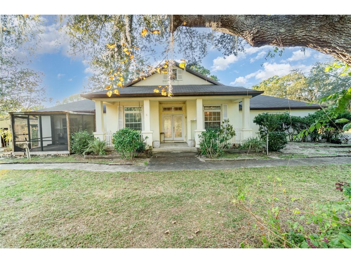 22631 Robbins Road Astatula FL 34705 O6357041 image1