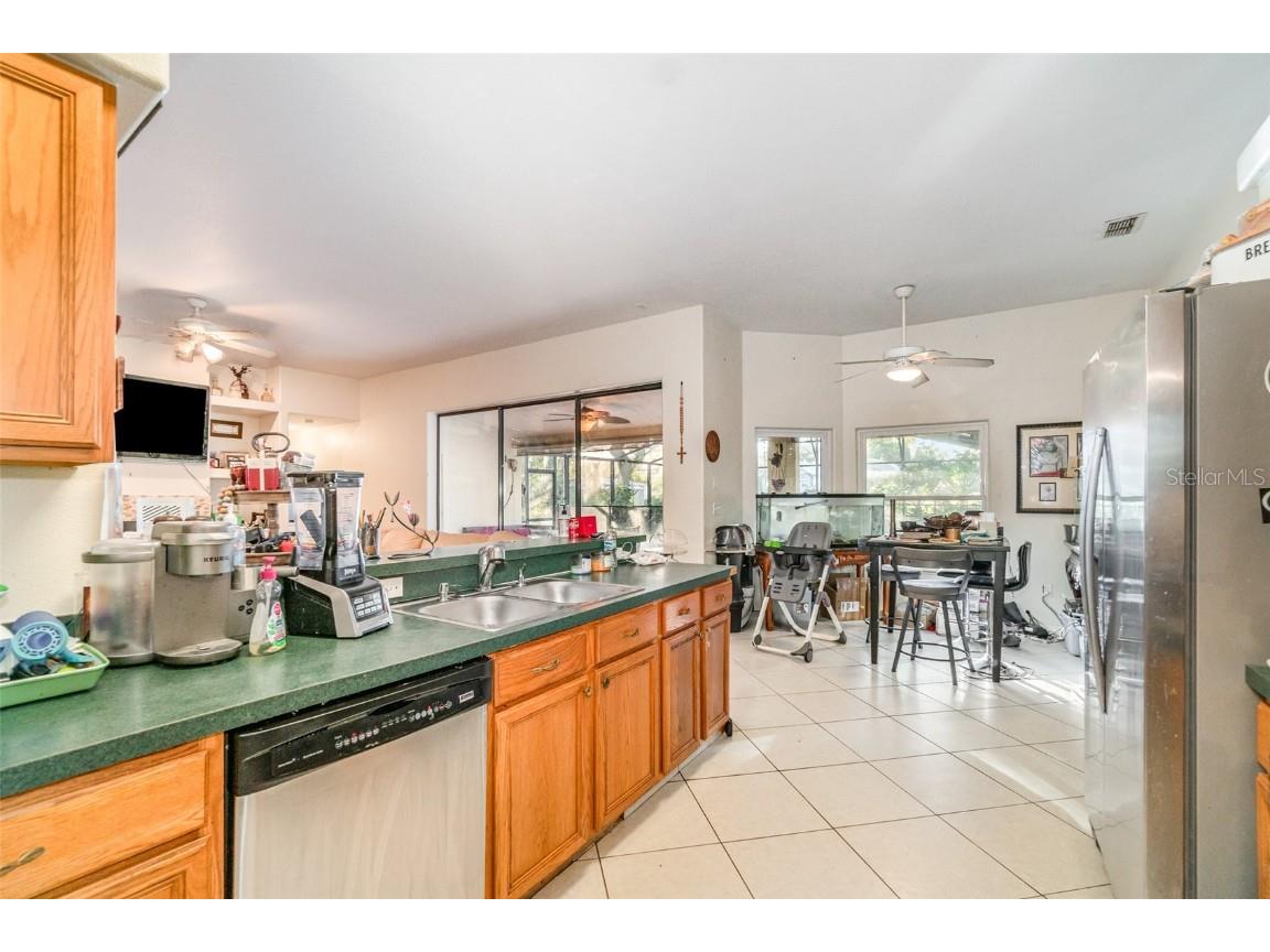 22631 Robbins Road Astatula FL 34705 O6357041 image11