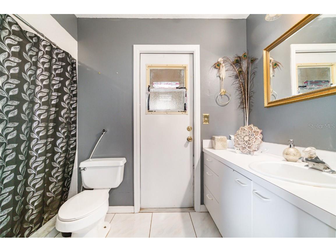 22631 Robbins Road Astatula FL 34705 O6357041 image15