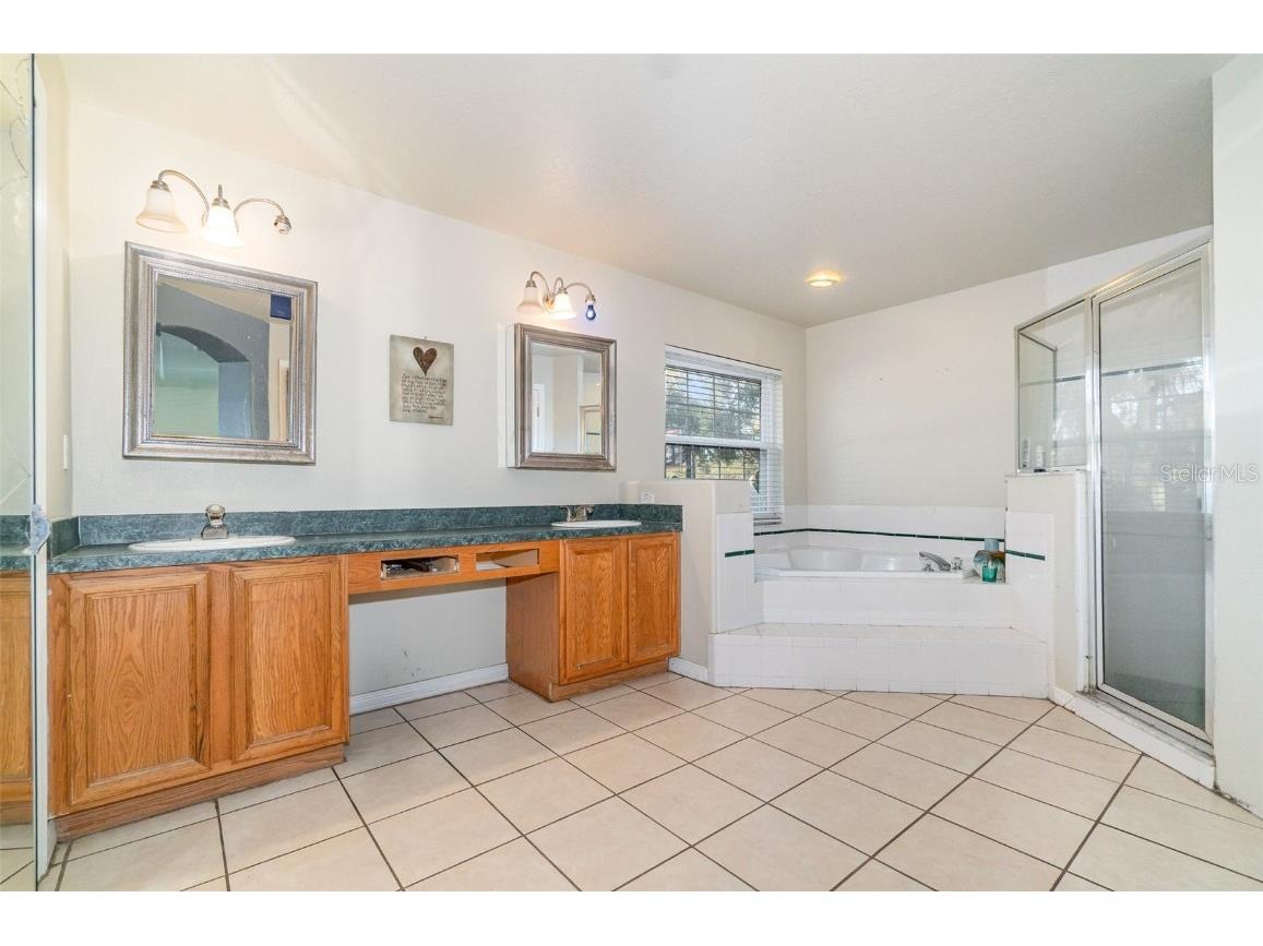 22631 Robbins Road Astatula FL 34705 O6357041 image18