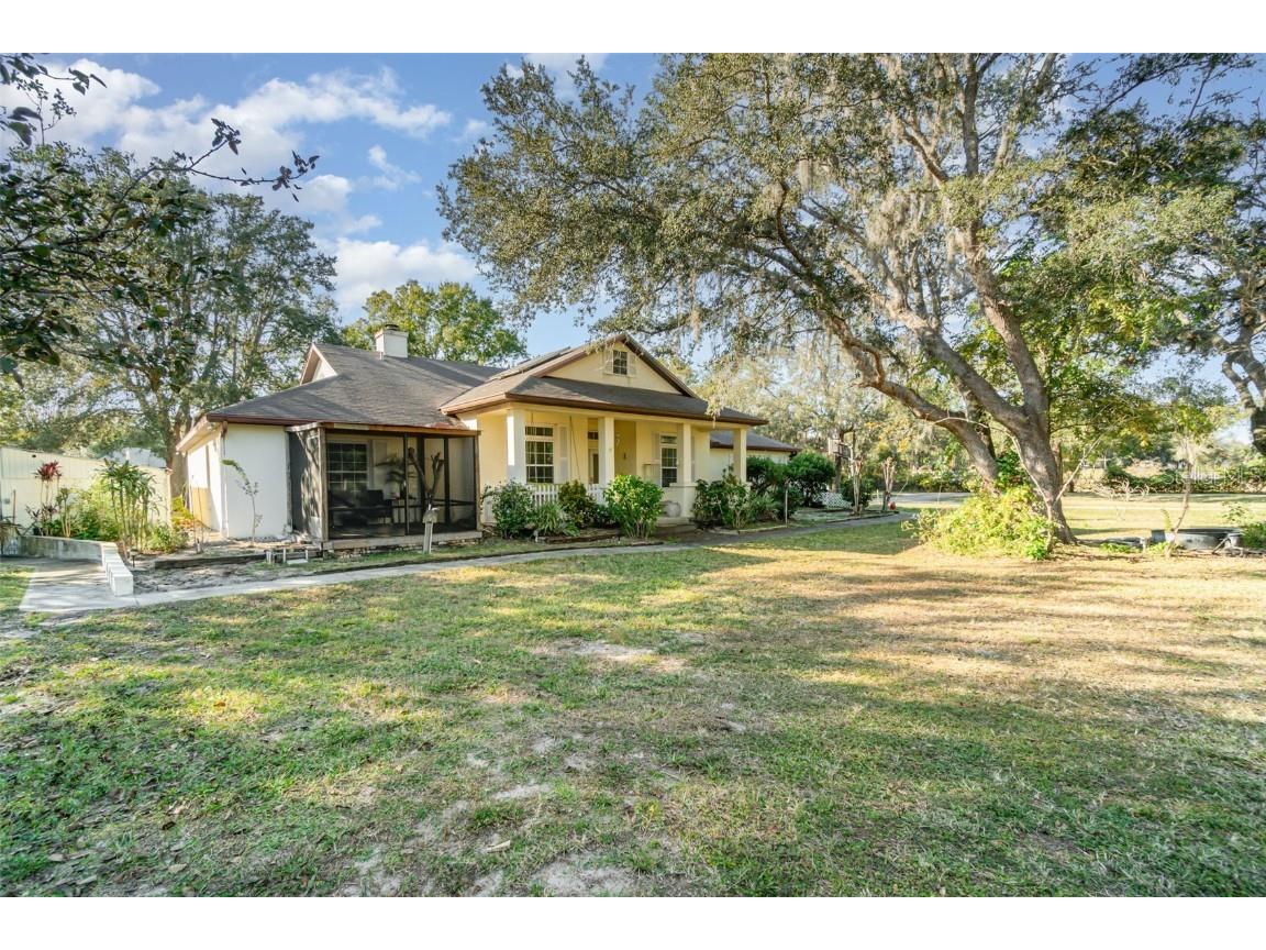 22631 Robbins Road Astatula FL 34705 O6357041 image2