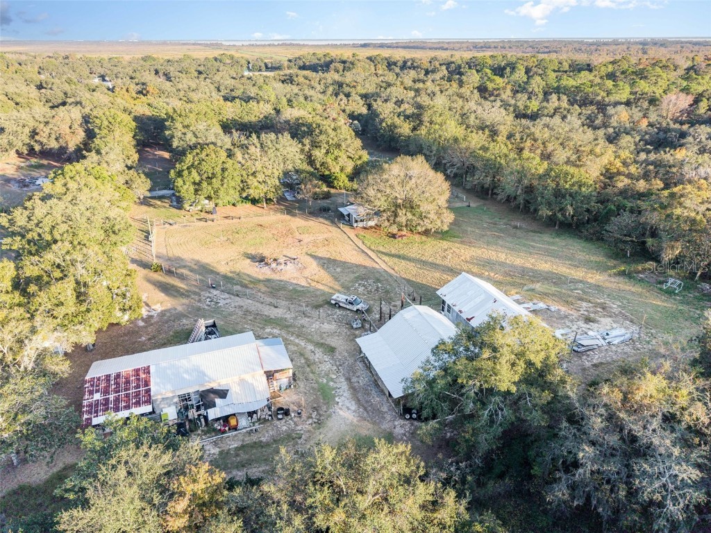 22631 Robbins Road Astatula FL 34705 O6357041 image32