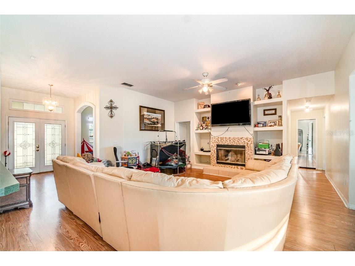 22631 Robbins Road Astatula FL 34705 O6357041 image5