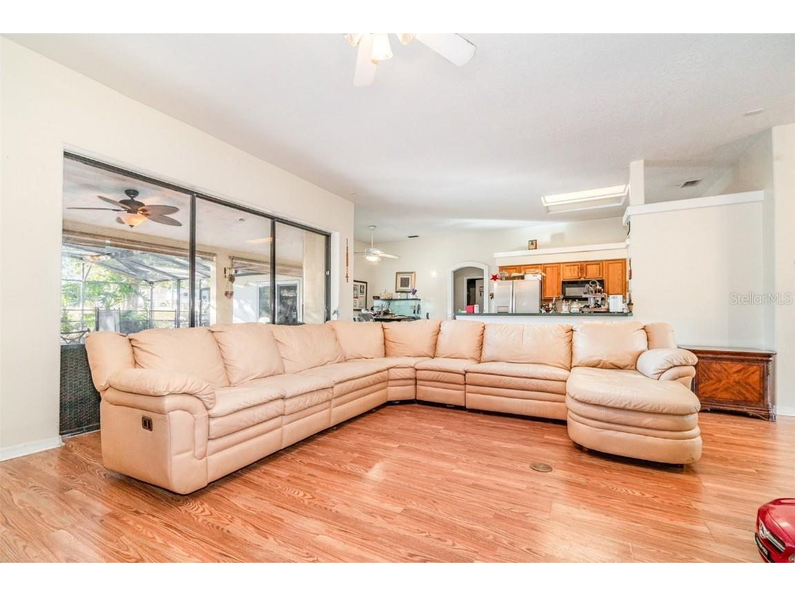 22631 Robbins Road Astatula FL 34705 O6357041 image8