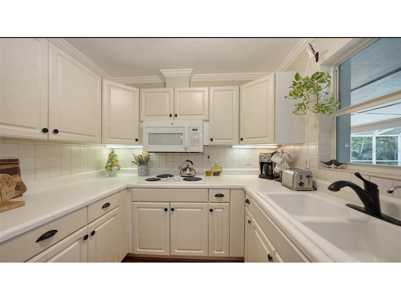 2264 Floyd Street Sarasota FL 34239 GC534523 image11