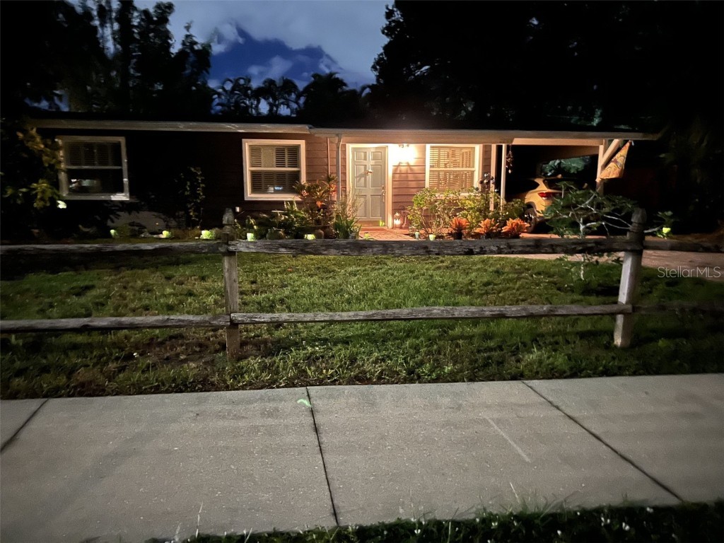 2264 Floyd Street Sarasota FL 34239 GC534523 image3