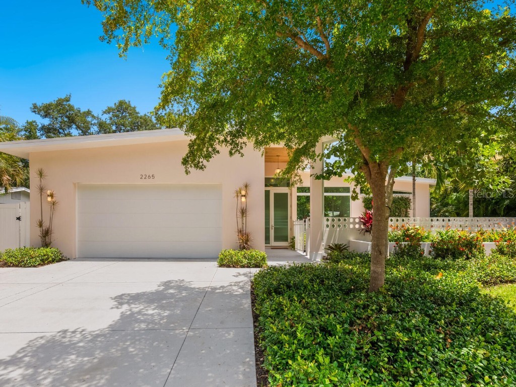 2265 Clematis Street Sarasota FL 34239 A4656037 image1
