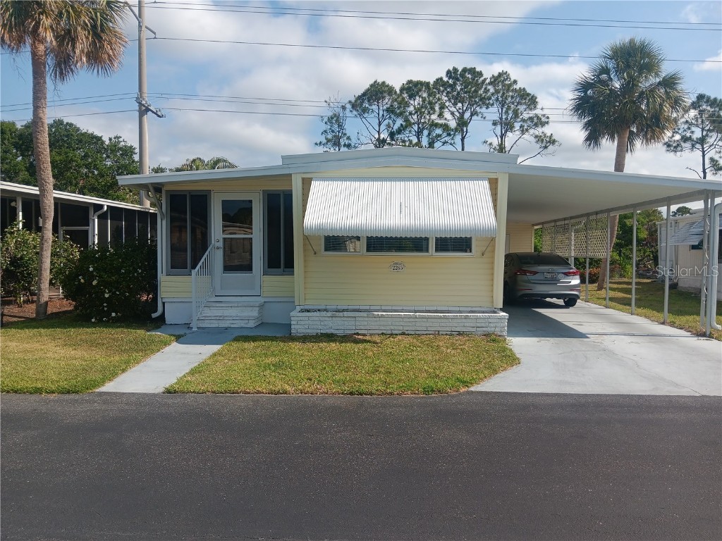 2265 Gondola Drive Sarasota FL 34238 A4652216 image1