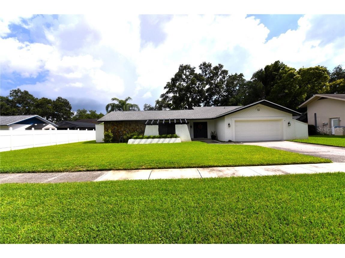 2265 Westbury Avenue Clearwater FL 33764 U8251288 image1