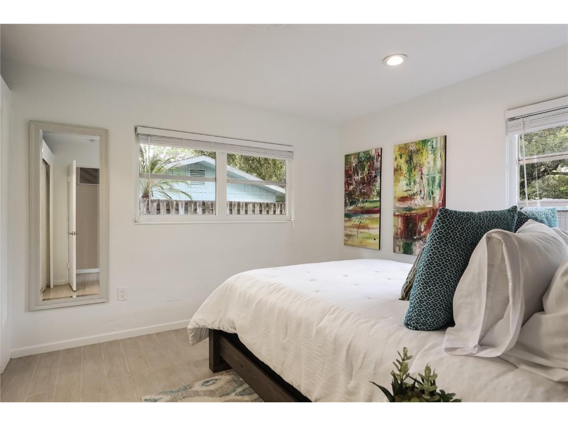 2266 Clematis Street Sarasota FL 34239 A4654051 image14