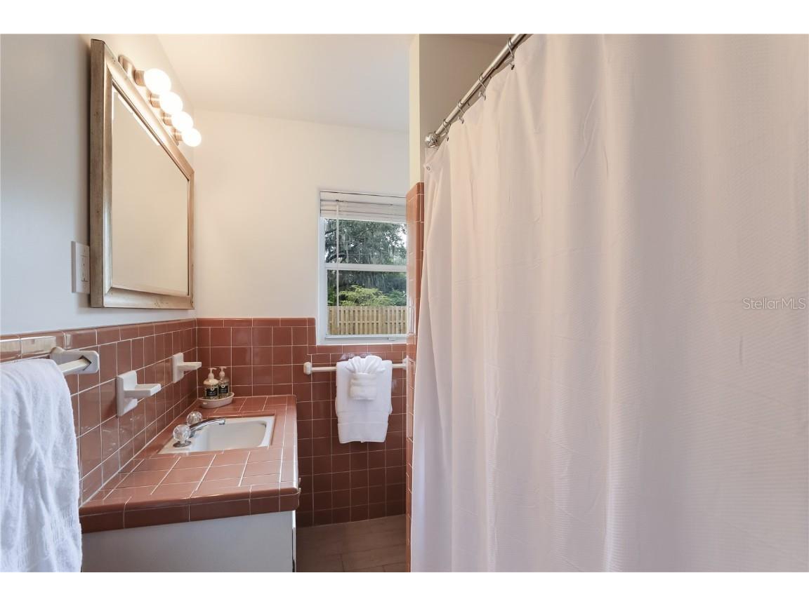 2266 Clematis Street Sarasota FL 34239 A4654051 image15