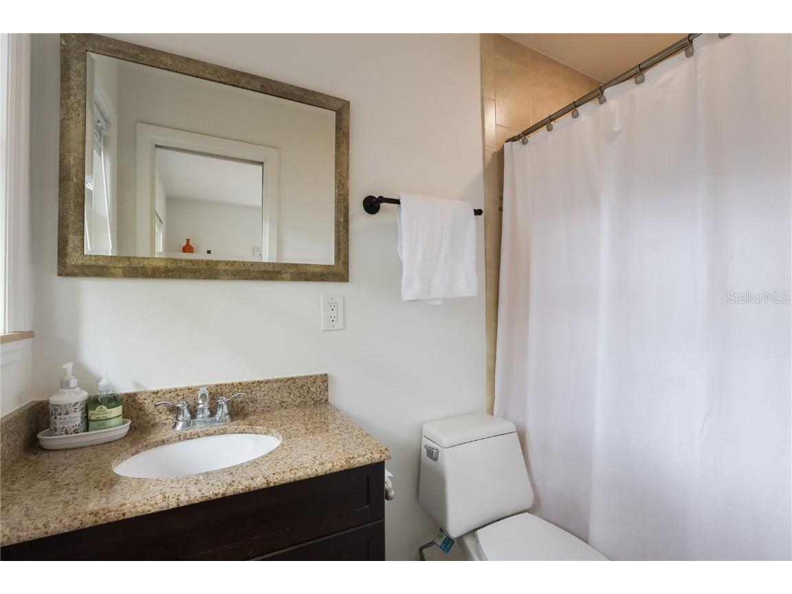 2266 Clematis Street Sarasota FL 34239 A4654051 image17