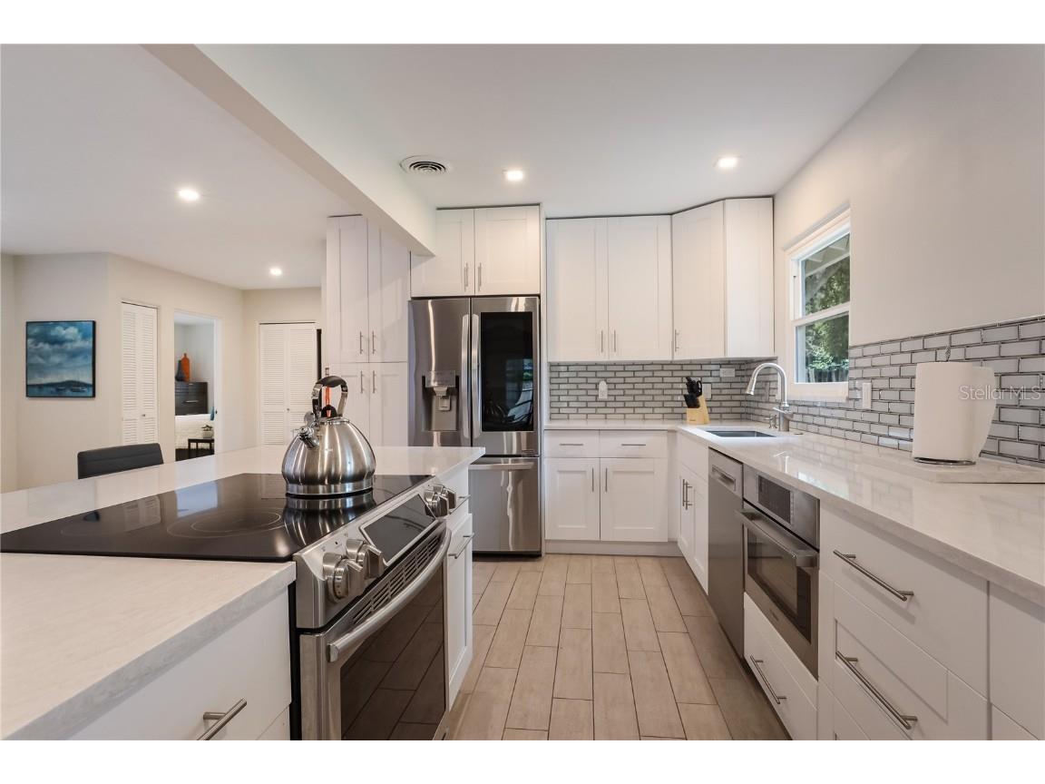 2266 Clematis Street Sarasota FL 34239 A4654051 image5