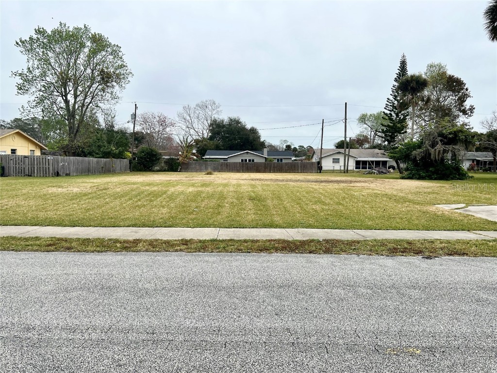 2266 Pope Avenue South Daytona FL 32119 O6145173 image1