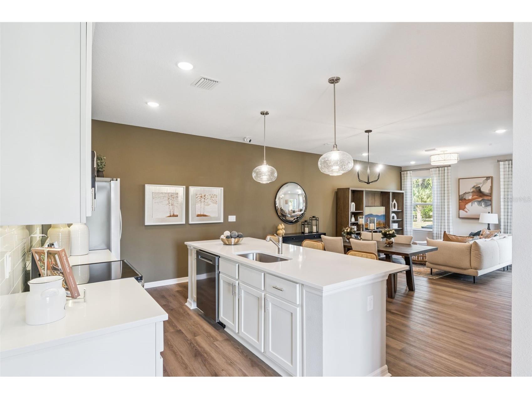 2266 Red Pine Court Eustis FL 32726 W7881644 image9