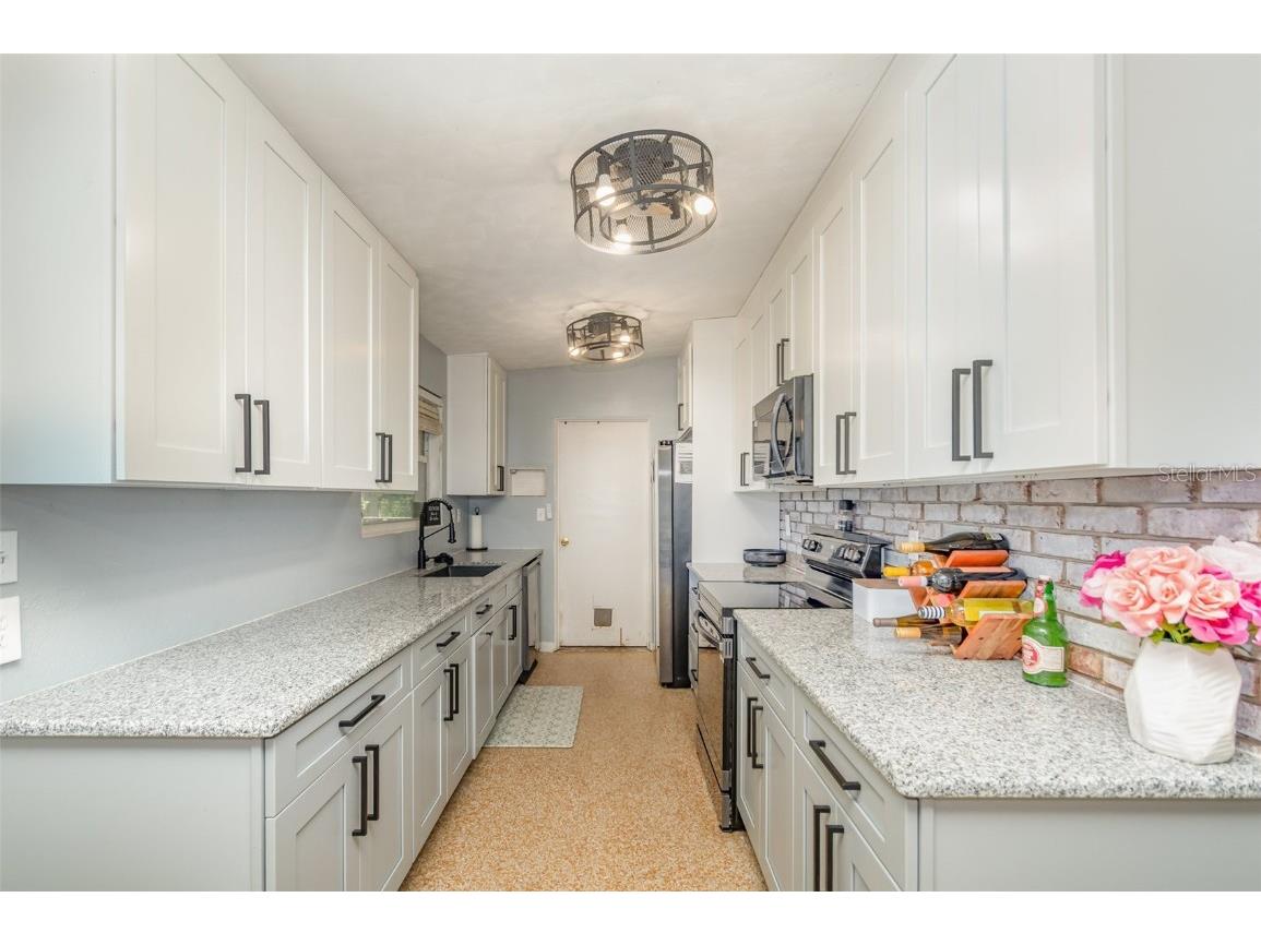 2266 Sherwood Drive South Daytona FL 32119 O6346541 image12