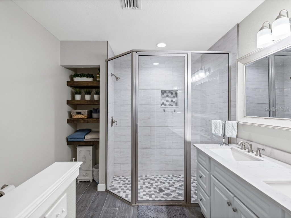 2267 Andover Circle Palm Harbor FL 34683 TB8444414 image17