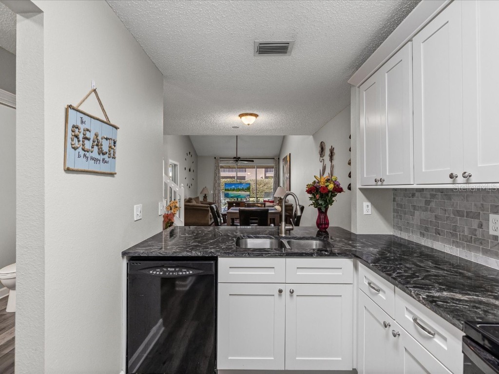 2267 Andover Circle Palm Harbor FL 34683 TB8444414 image9