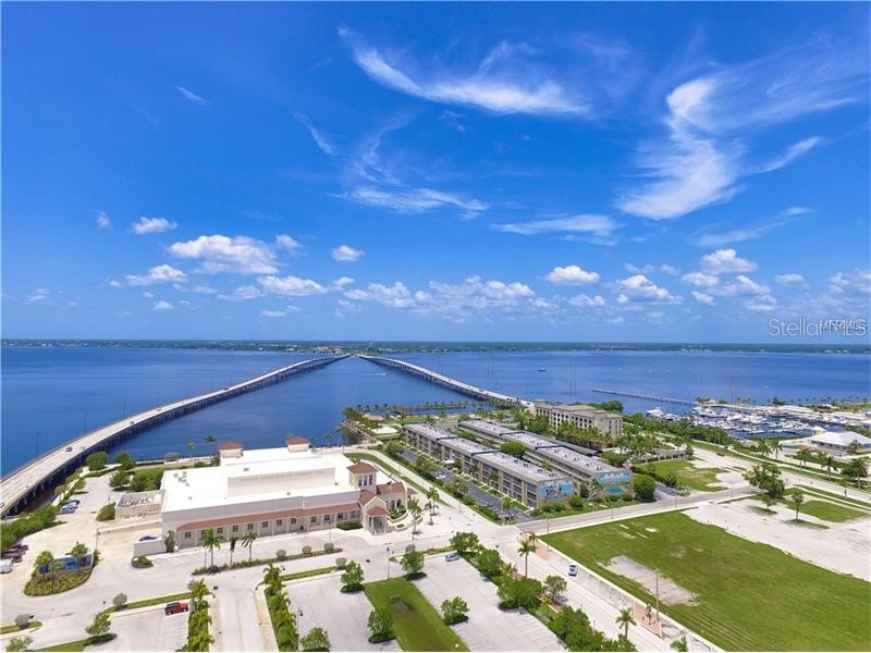 2267 Cannolot Boulevard Port Charlotte FL 33948 - COURTLAND WATERWAY C7495163 image3