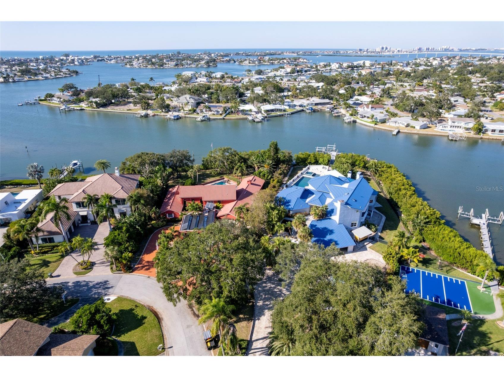2268 Kings Point Drive Largo FL 33774 TB8436315 image1