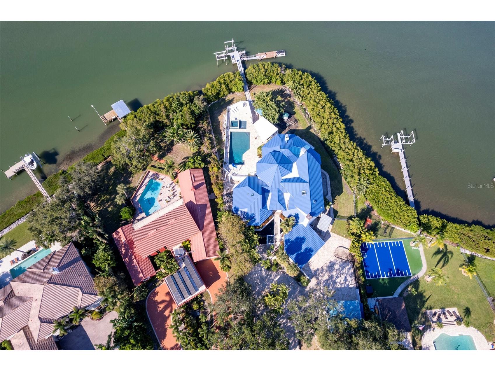 2268 Kings Point Drive Largo FL 33774 TB8436315 image3