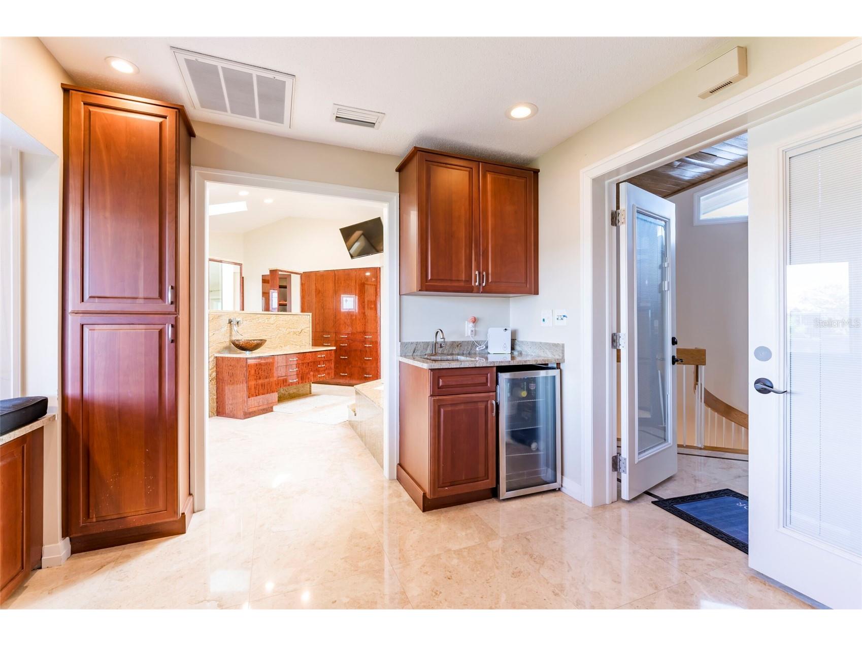 2268 Kings Point Drive Largo FL 33774 TB8436315 image43