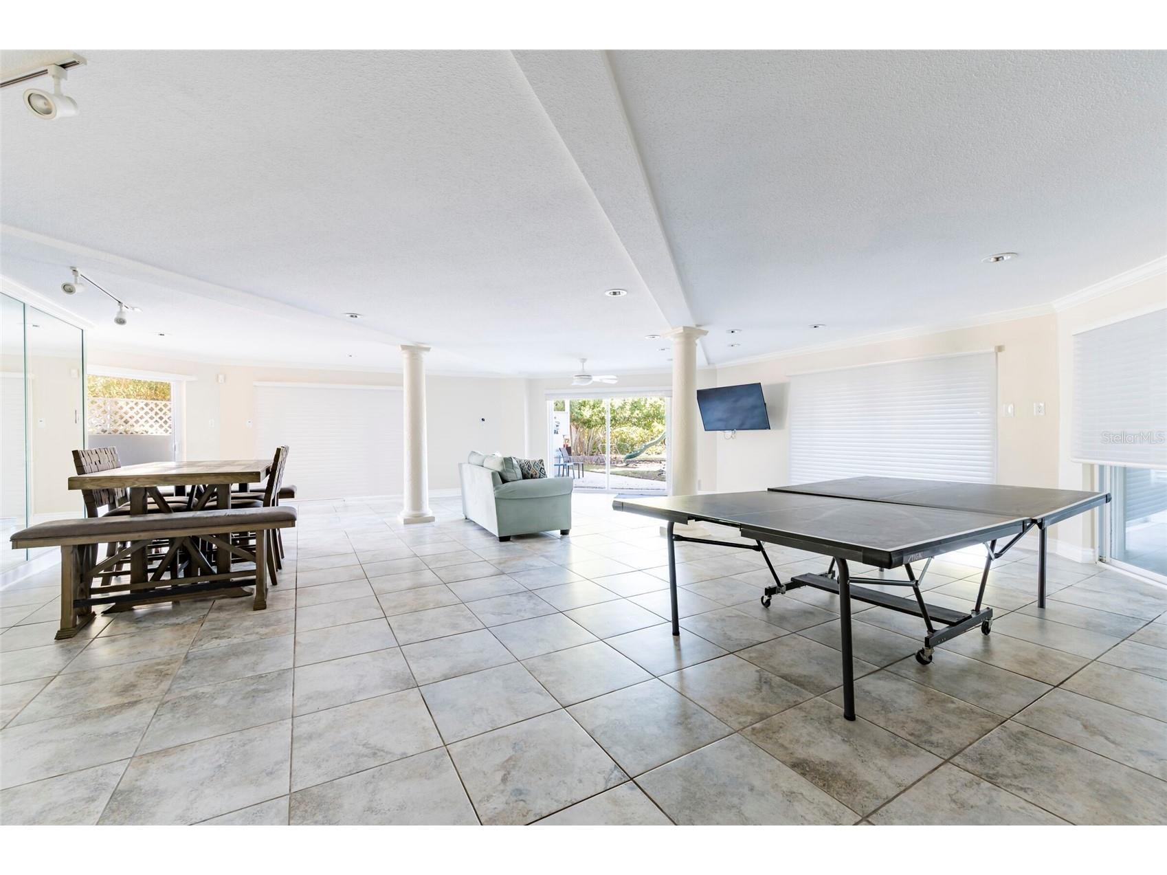 2268 Kings Point Drive Largo FL 33774 TB8436315 image47