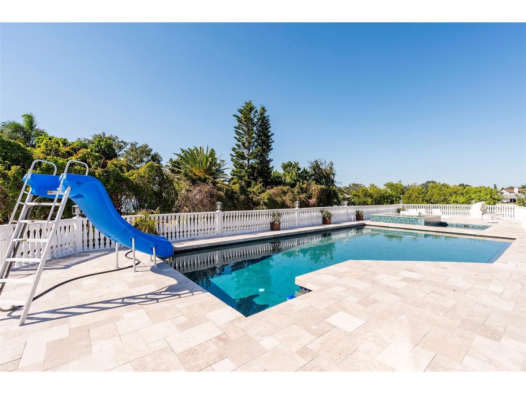 2268 Kings Point Drive Largo FL 33774 TB8436315 image65