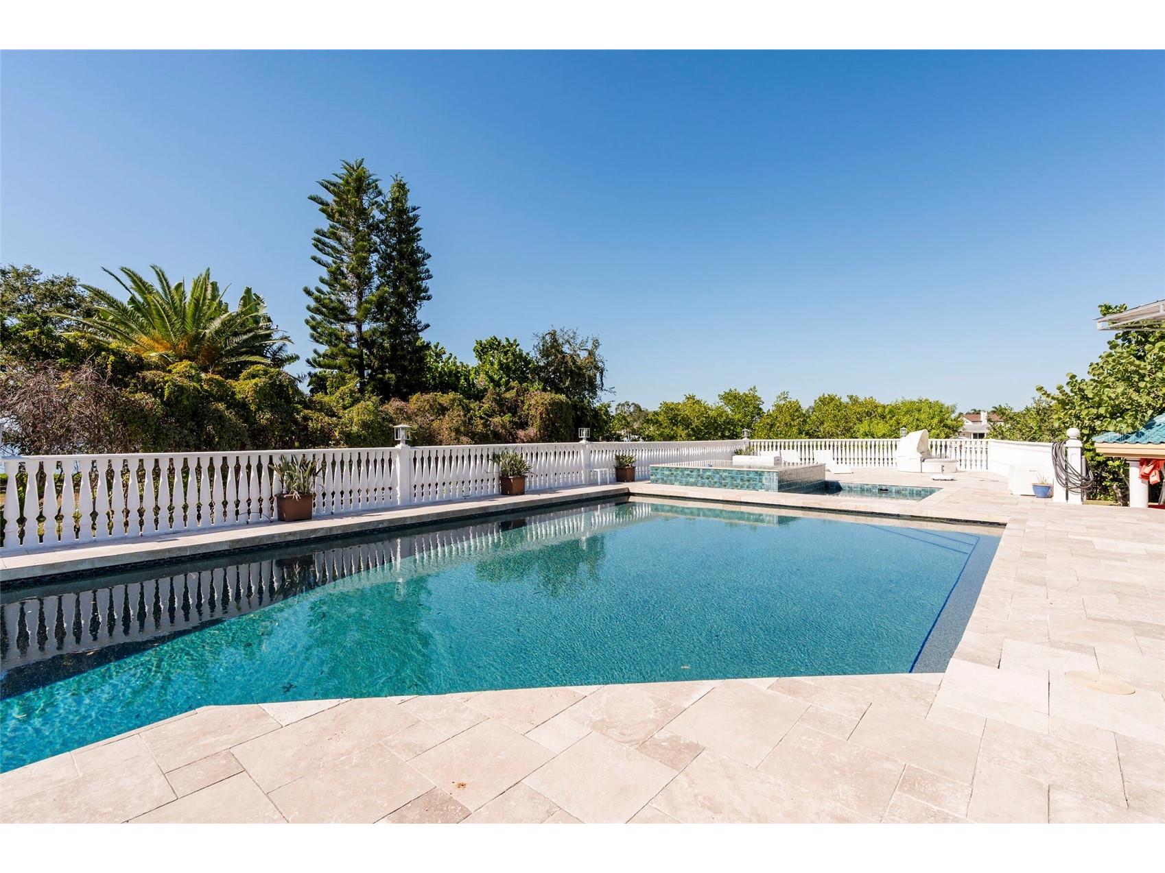 2268 Kings Point Drive Largo FL 33774 TB8436315 image70