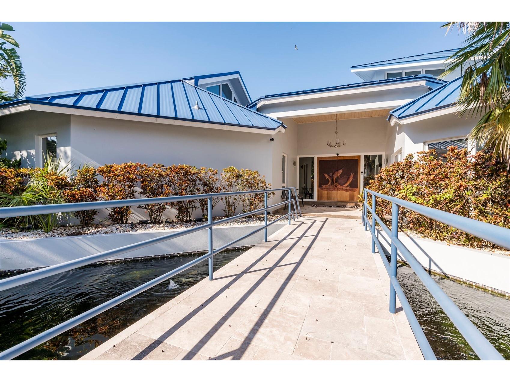 2268 Kings Point Drive Largo FL 33774 TB8436315 image8