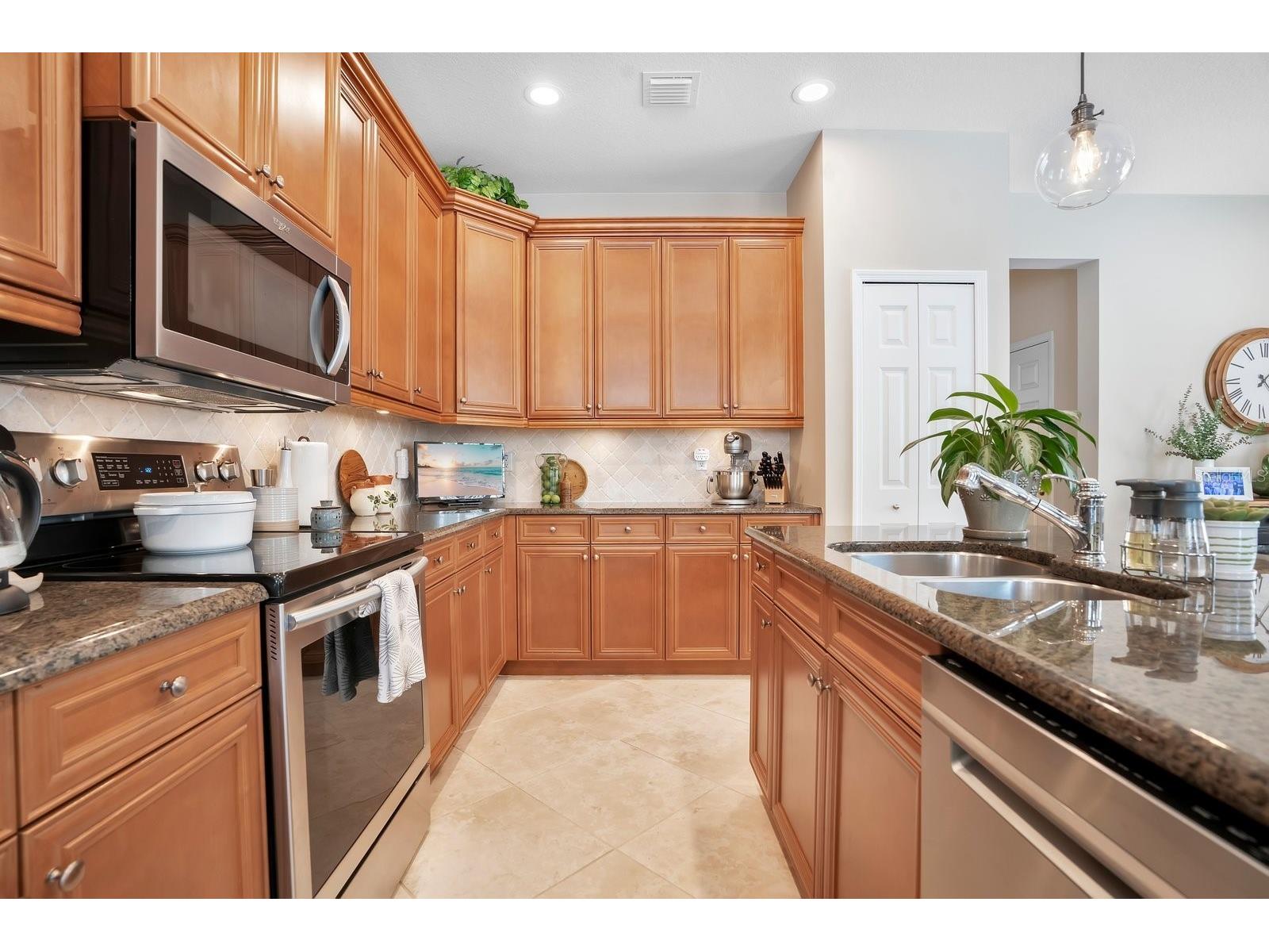 2268 Osprey Avenue Orlando FL 32814 O6393457 image15