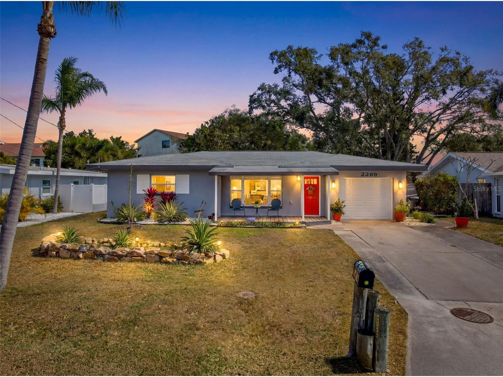 2269 Carolyn Drive Dunedin FL 34698 TB8473059 image1