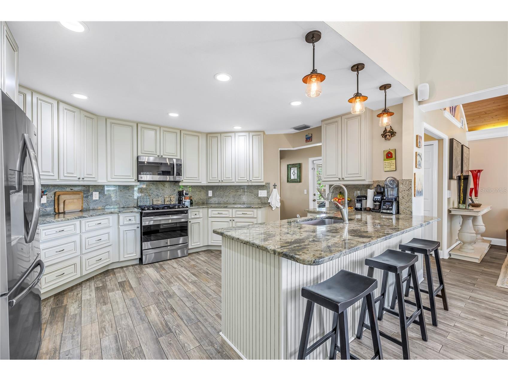 2269 Kent Drive Largo FL 33774 TB8512750 image32