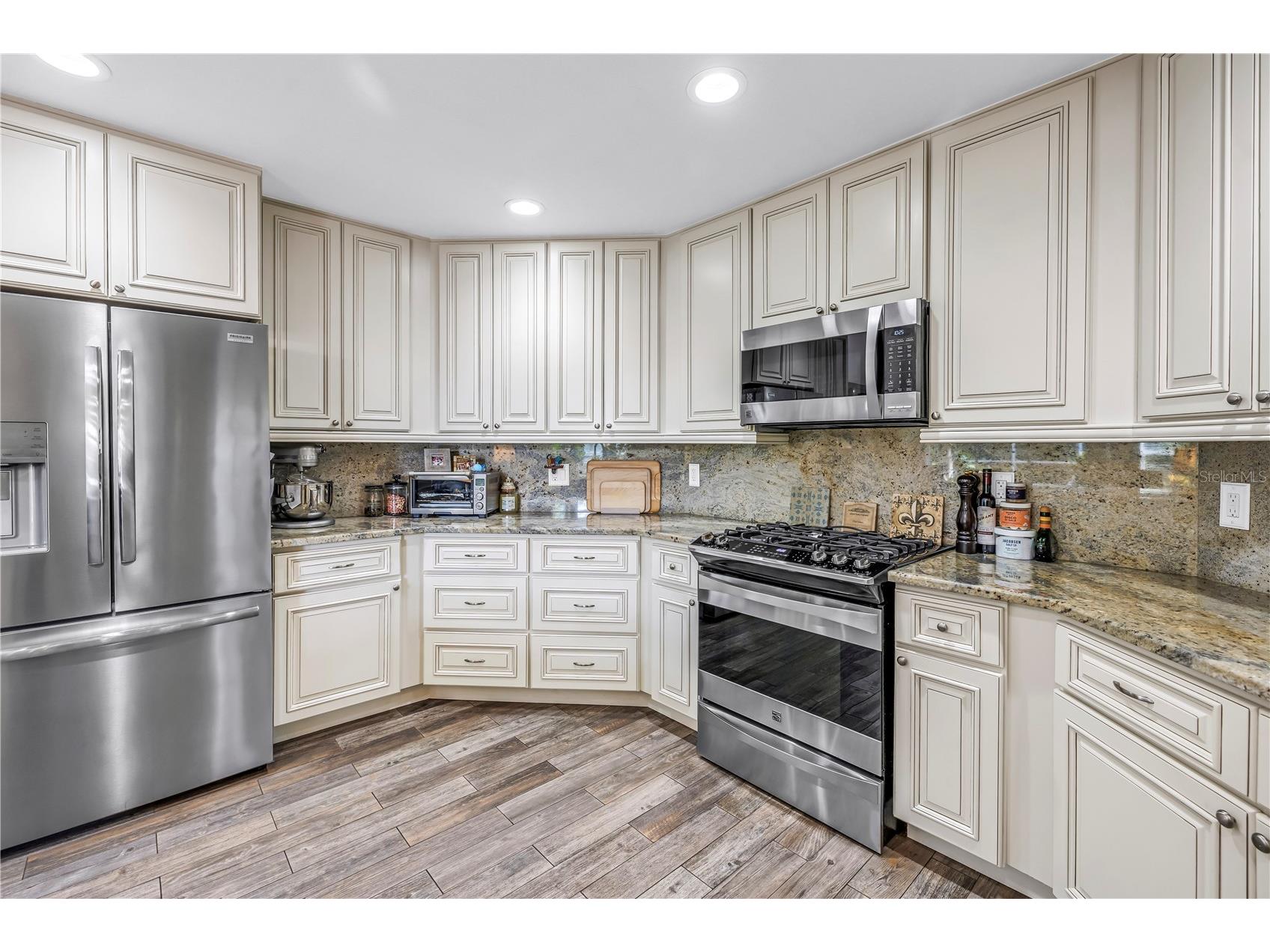 2269 Kent Drive Largo FL 33774 TB8512750 image44