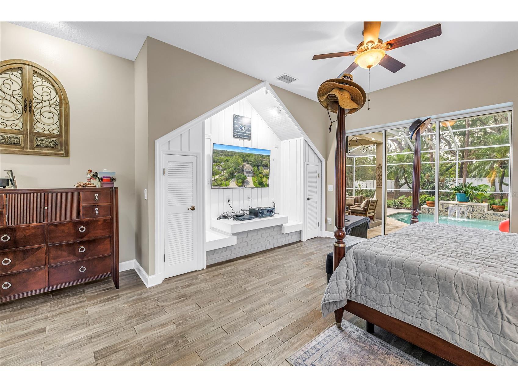 2269 Kent Drive Largo FL 33774 TB8512750 image60