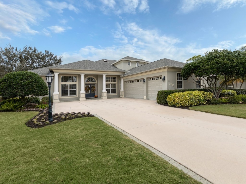 2269 Sonoma Drive E Nokomis FL 34275 - Pond 2 N6130597 image1