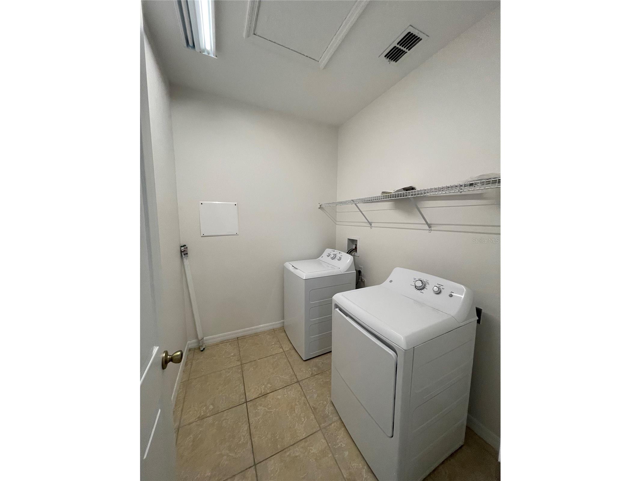 2269 Waukegan Drive Kissimmee FL 34758 O6425105 image14