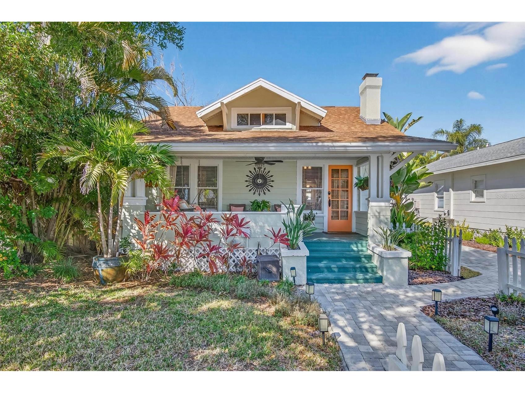 227 11th Avenue NE Saint Petersburg FL 33701 TB8514838 image1