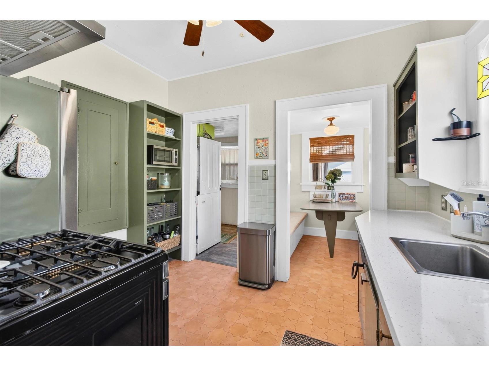 227 11th Avenue NE Saint Petersburg FL 33701 TB8514838 image8